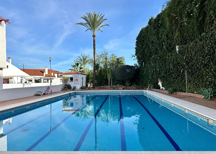Appartement 4 Bedroom Duplex Penthouse Califa *