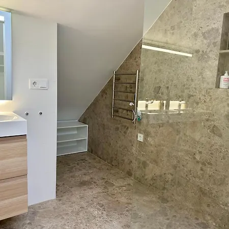 4 Bedroom Duplex Penthouse Califa Apartment