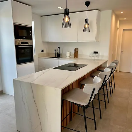 4 Bedroom Duplex Penthouse Califa *