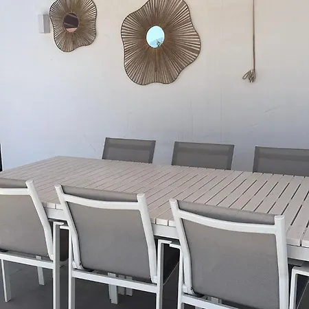 Διαμέρισμα 4 Bedroom Duplex Penthouse Califa