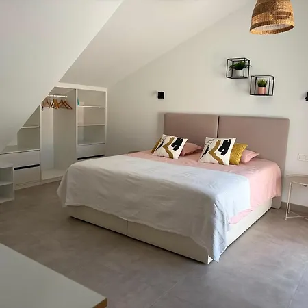 4 Bedroom Duplex Penthouse Califa