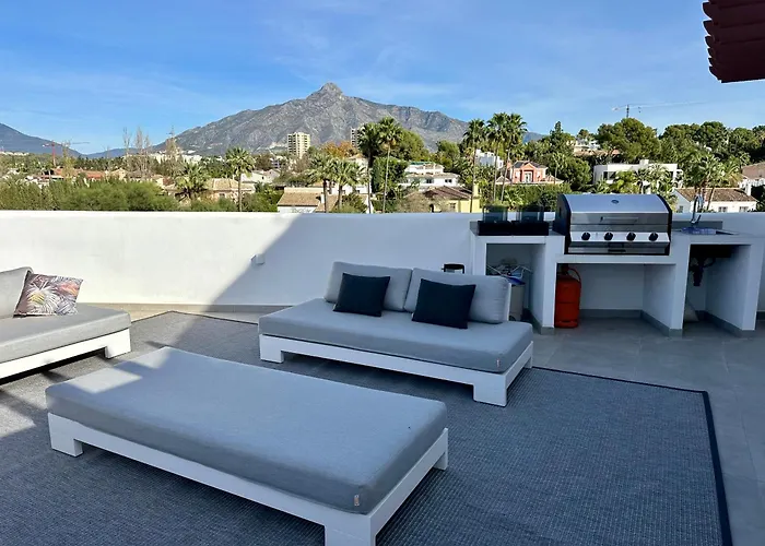 4 Bedroom Duplex Penthouse Califa *