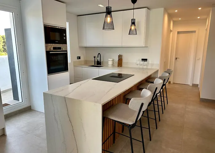 4 Bedroom Duplex Penthouse Califa *