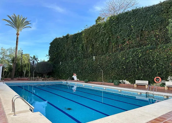 Apartament 4 Bedroom Duplex Penthouse Califa