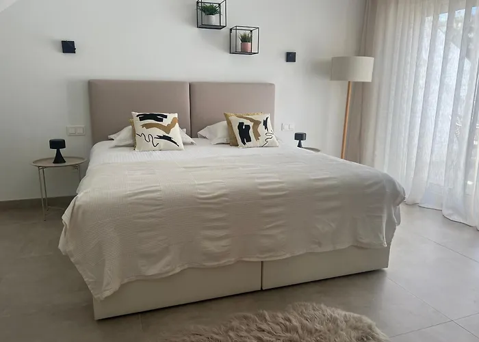 4 Bedroom Duplex Penthouse Califa * Marbella