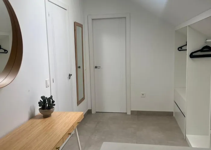 4 Bedroom Duplex Penthouse Califa Apartament