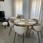 4 Bedroom Duplex Penthouse Califa Appartamento