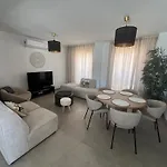 4 Bedroom Duplex Penthouse Califa Appartamento *
